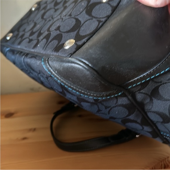 Coach Leatherware 2005 Vintage Signature Jacquard Black Handbag Teal Stitching - Picture 15 of 16